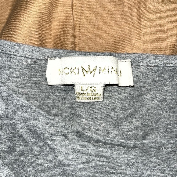 Nicki Minaj crop long sleeve - Picture 2 of 2